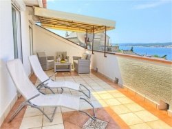 Apartamenty Villa Vesna - Family house apartments Crikvenica