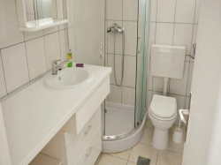 Apartamenty Tri Kugle Novalja (Wyspa Pag)