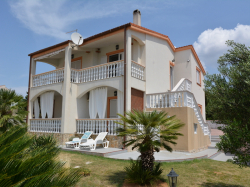 Apartamenty   Villa  Carrington Novalja (Wyspa Pag)