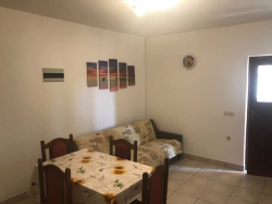 Apartamenty Kovčić Rogoznica