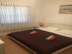 Apartamenty Kovčić Rogoznica