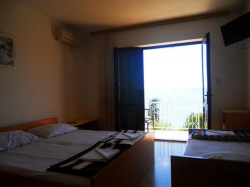 Apartamenty DADO Starigrad (Paklenica)