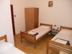 Apartamenty DADO Starigrad (Paklenica)