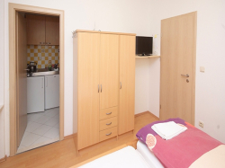 Apartmani Pansion Krivic Kaštel Gomilica