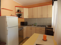 Apartmany Vivien Kustići (Ostrov Pag)