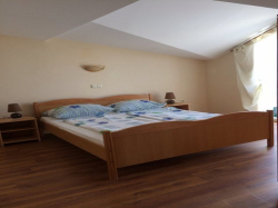 Apartmenthaus Melani Lopar (Insel Rab)