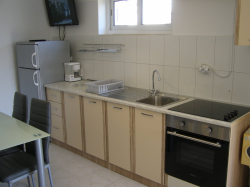 Apartmenthaus Villa Majer-Preko-Croatia Preko (Insel Ugljan)