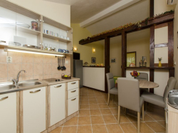 Apartmenthaus Suzana Razanj