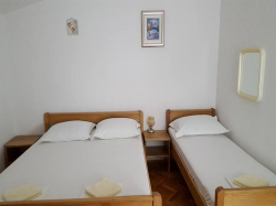 Apartmenthaus Barun  Starigrad (Paklenica)