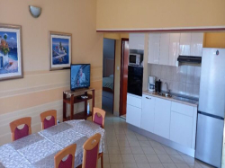 Apartmenthaus  Pavlica Vir (Insel Vir)