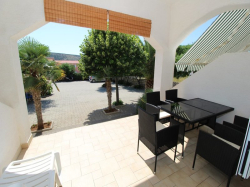 Apartments Devcic Stara Novalja (Island Pag)