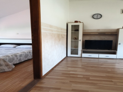 Apartments Vila Laura Tkon (Island Pasman)