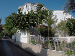 Apartments Mimosa Vodice