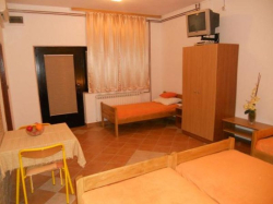 Appartamenti DADO Starigrad (Paklenica)